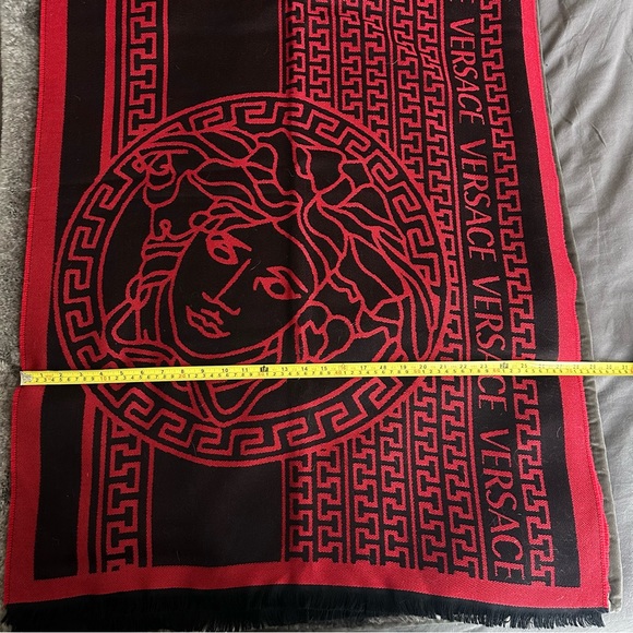 Versace Oversized Red and Black Scarf - Picture 5 of 7
